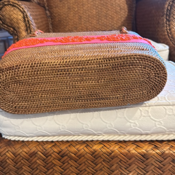 Bali Ratan Woven Handbag - Picture 4 of 8